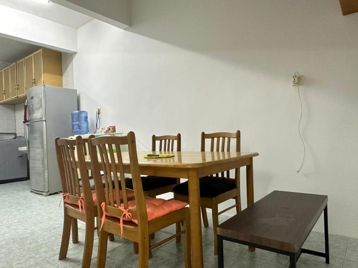 Permas Double Storey 8 Pax Wifi Netflix Johor Bahru